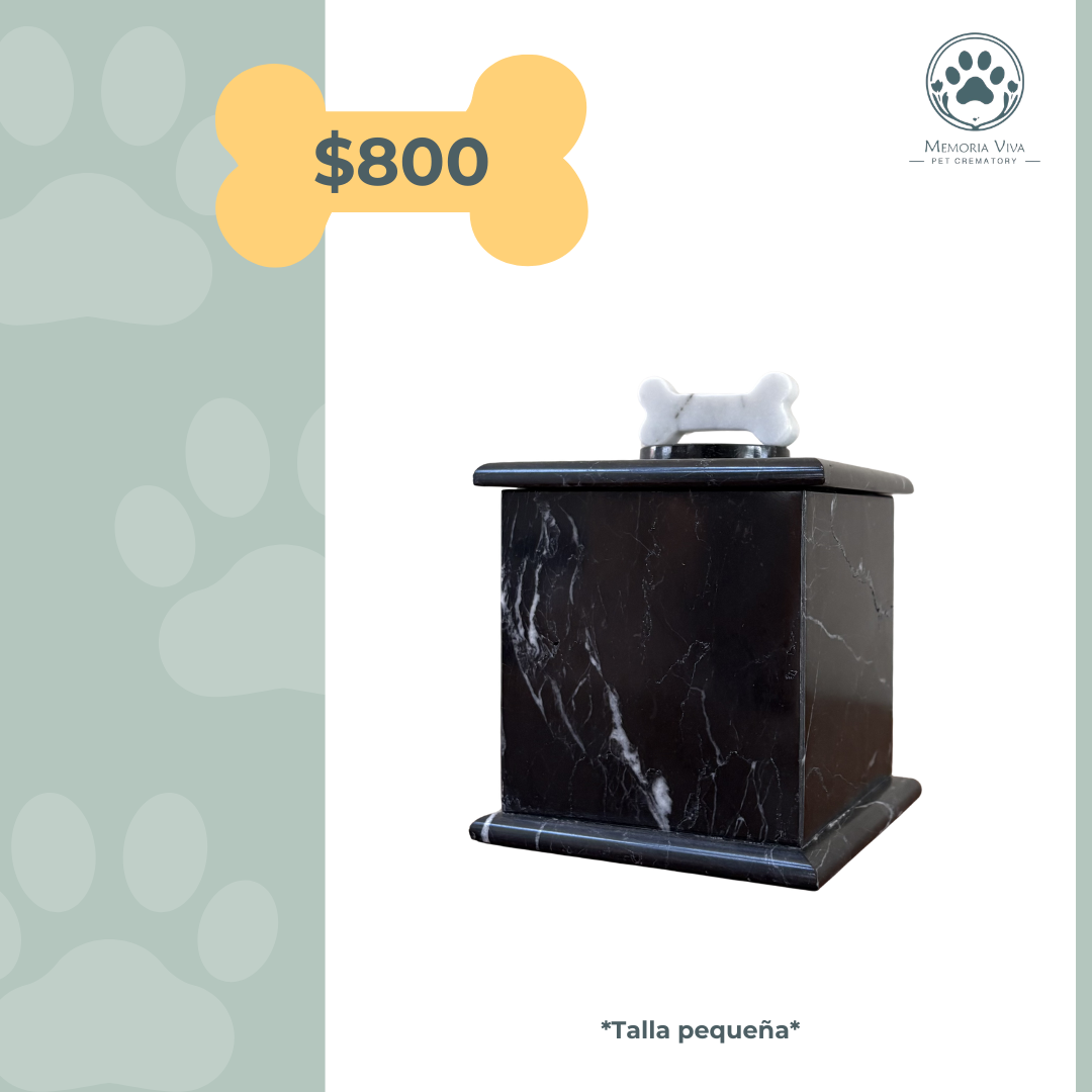 Urna para mascotas en madera personalizada